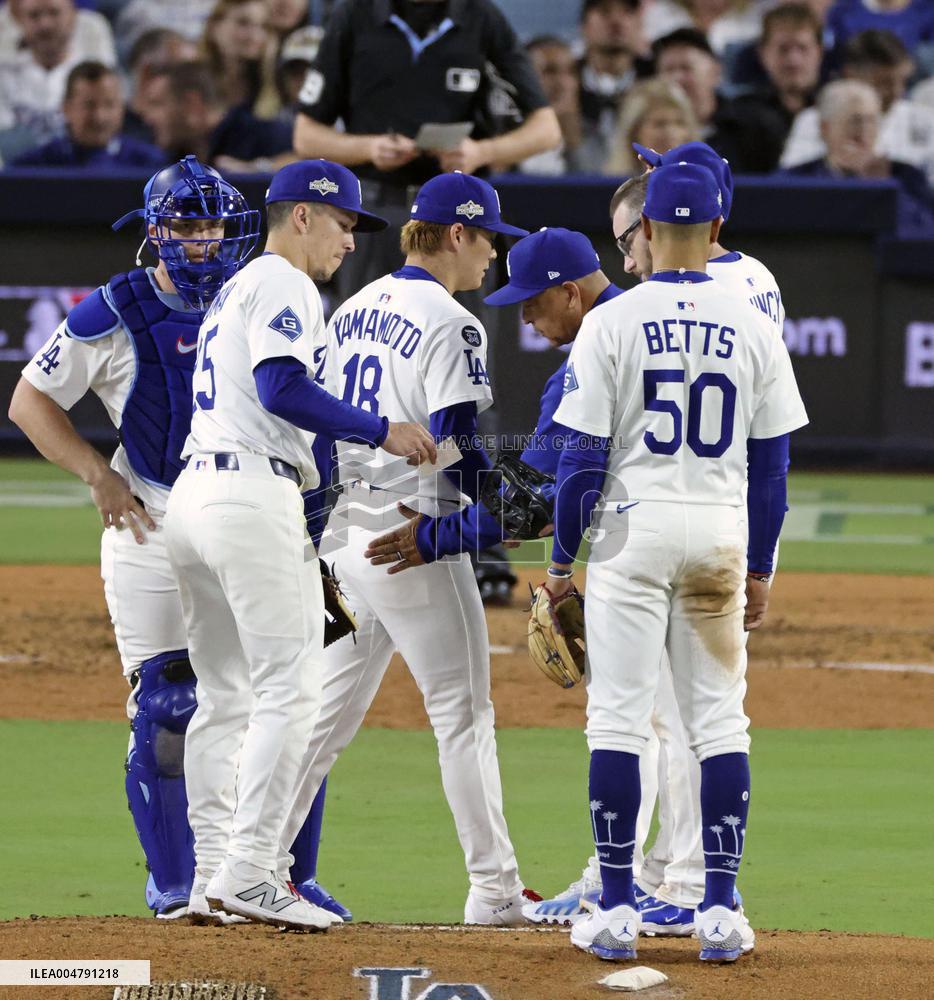 Baseball: Division Series between Phillies and Dodgers