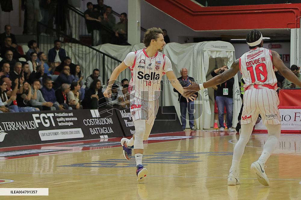 BASKET - Serie A2 - Sella Cento vs Unieuro Forli