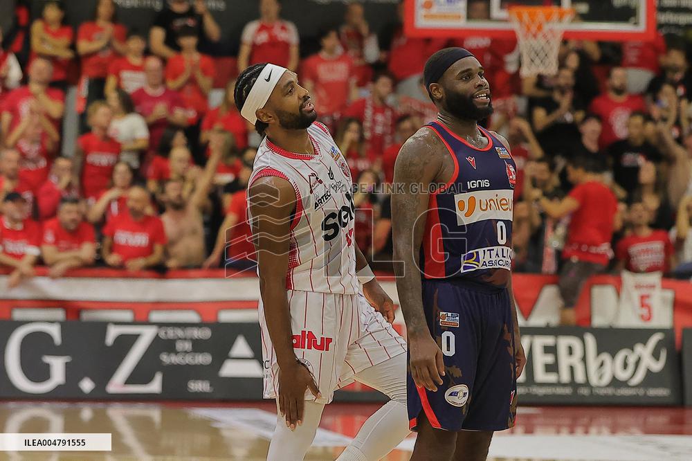 BASKET - Serie A2 - Sella Cento vs Unieuro Forli