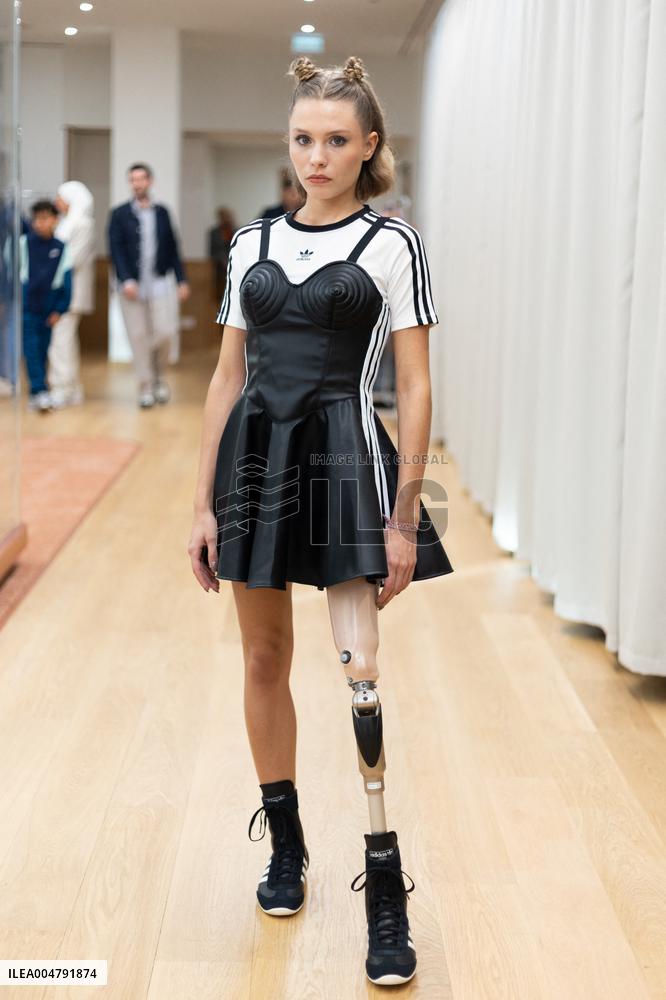 Runway For The Association Debout En Bouts At Roland-Garros