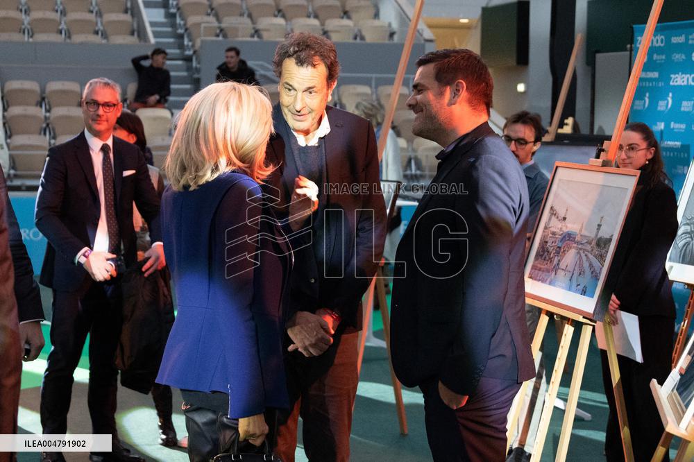 Runway For The Association Debout En Bouts At Roland-Garros