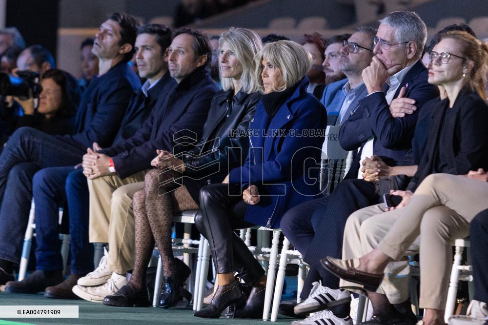 Runway For The Association Debout En Bouts At Roland-Garros