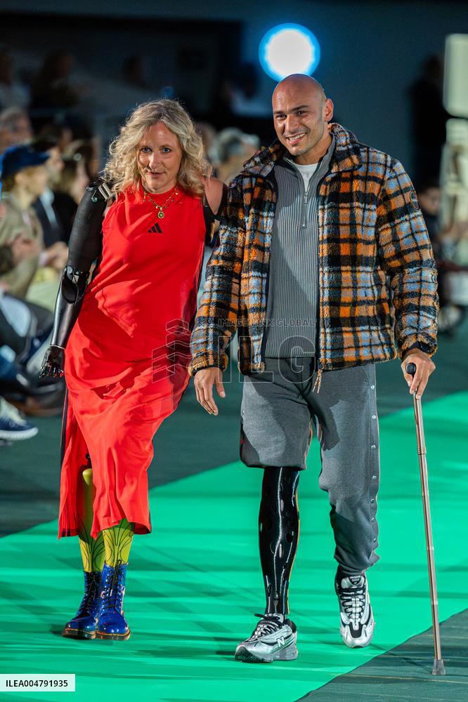 Runway For The Association Debout En Bouts At Roland-Garros