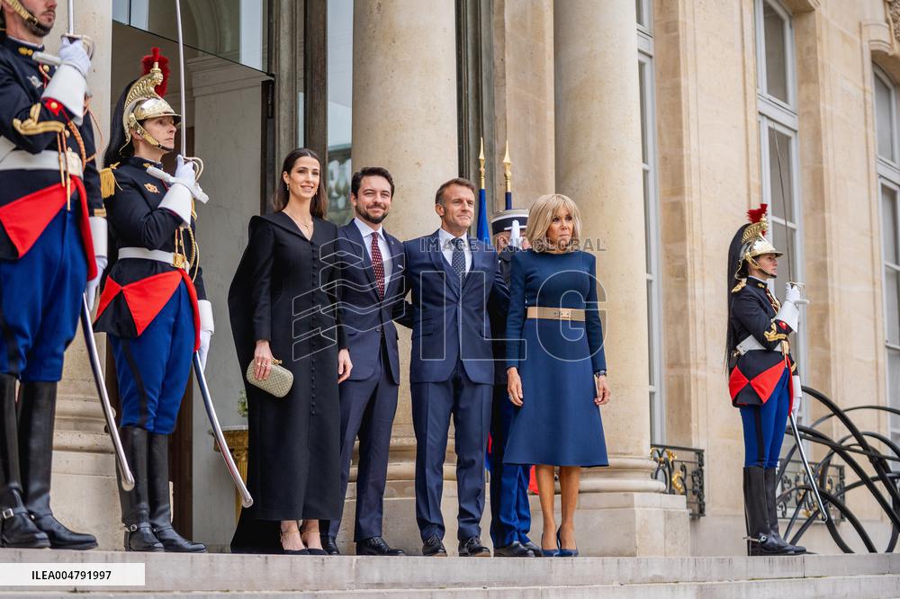 Jordan s Crown Prince and Wife Meet President Macron and Wife - Paris
