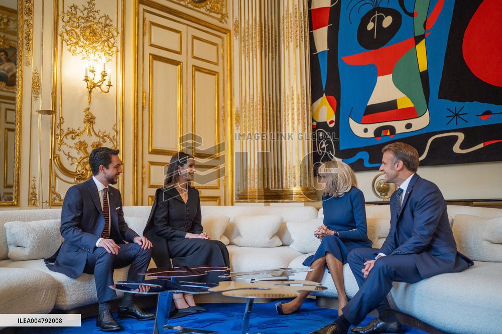 Jordan s Crown Prince and Wife Meet President Macron and Wife - Paris