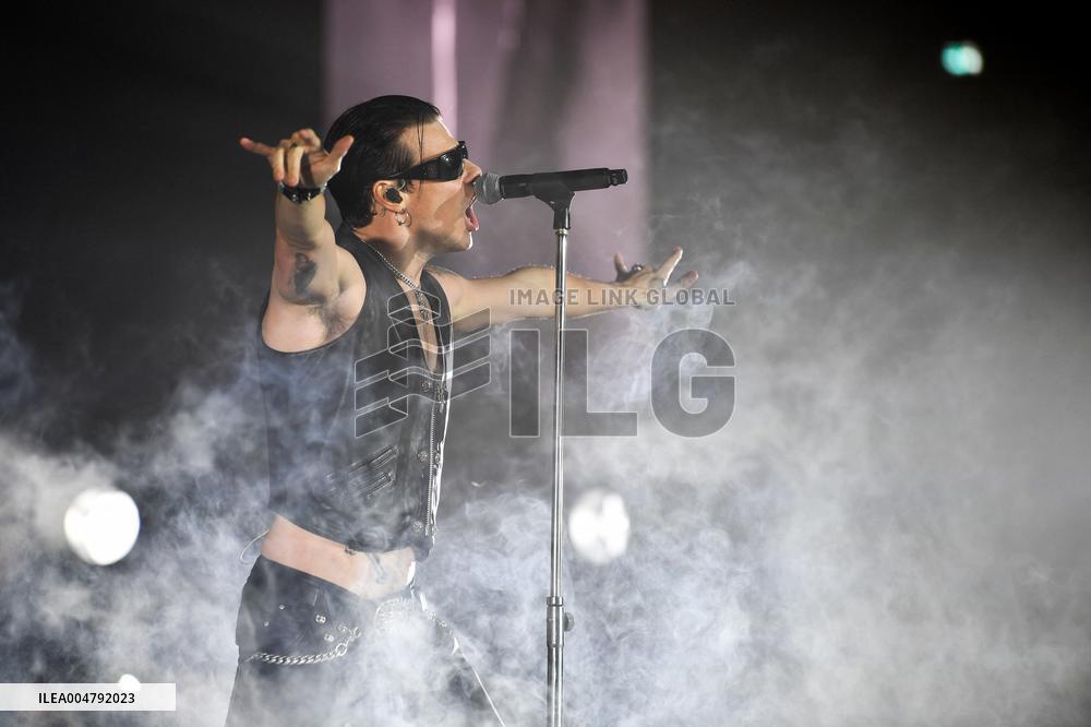 Yungblud performs at the Adidas Arena - Paris