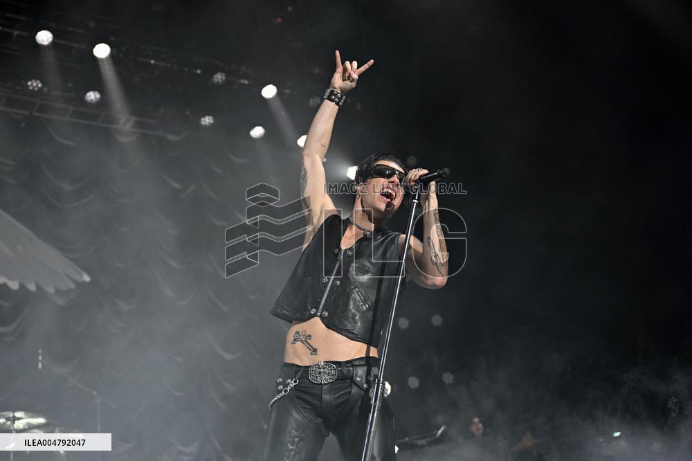 Yungblud performs at the Adidas Arena - Paris