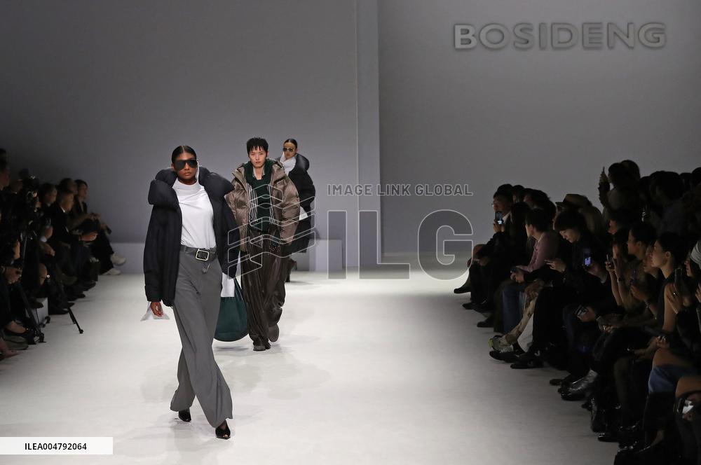 PFW - Bosideng Runway