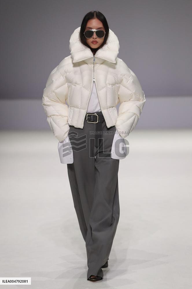 PFW - Bosideng Runway