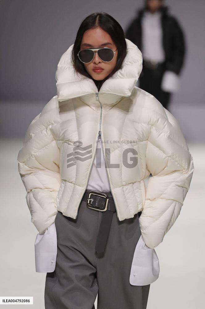 PFW - Bosideng Runway