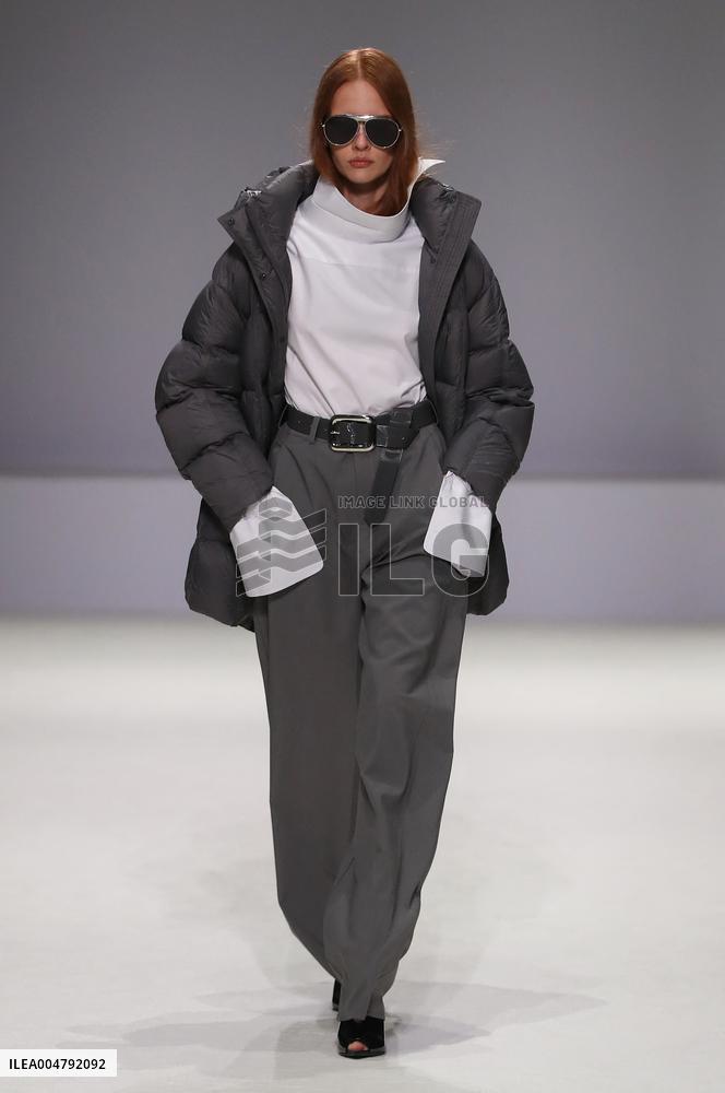 PFW - Bosideng Runway