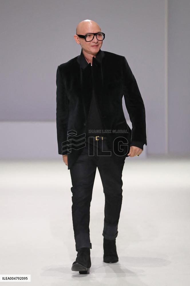 PFW - Bosideng Runway