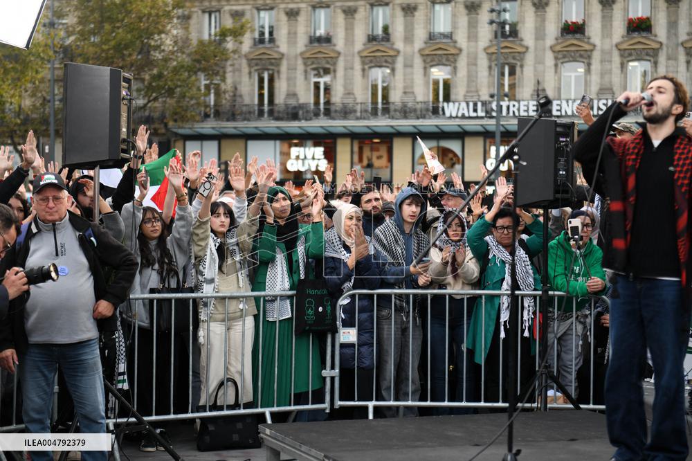 Rima Hassan At Global Sumud Flotilla Celebration - Paris
