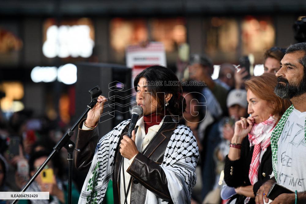 Rima Hassan At Global Sumud Flotilla Celebration - Paris