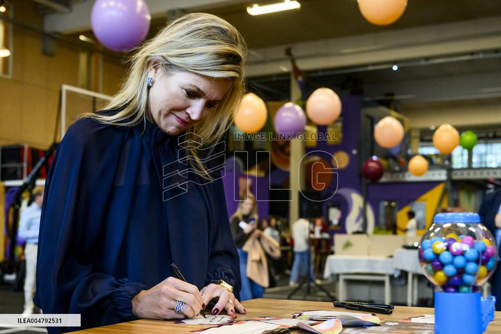 Queen Maxima Launches In Je Bol - Utrecht