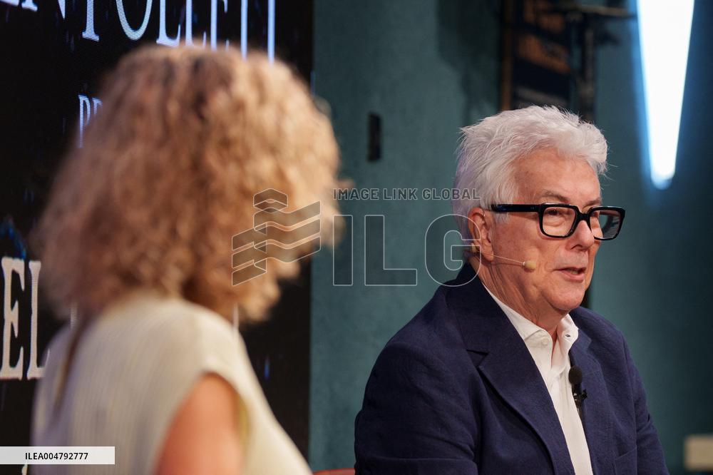 Ken Follett Presents New Novel - Madrid