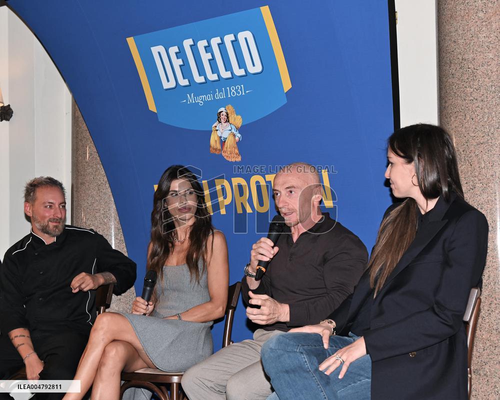 Elisabetta Canalis Attends De Cecco Event In Milan - Italy