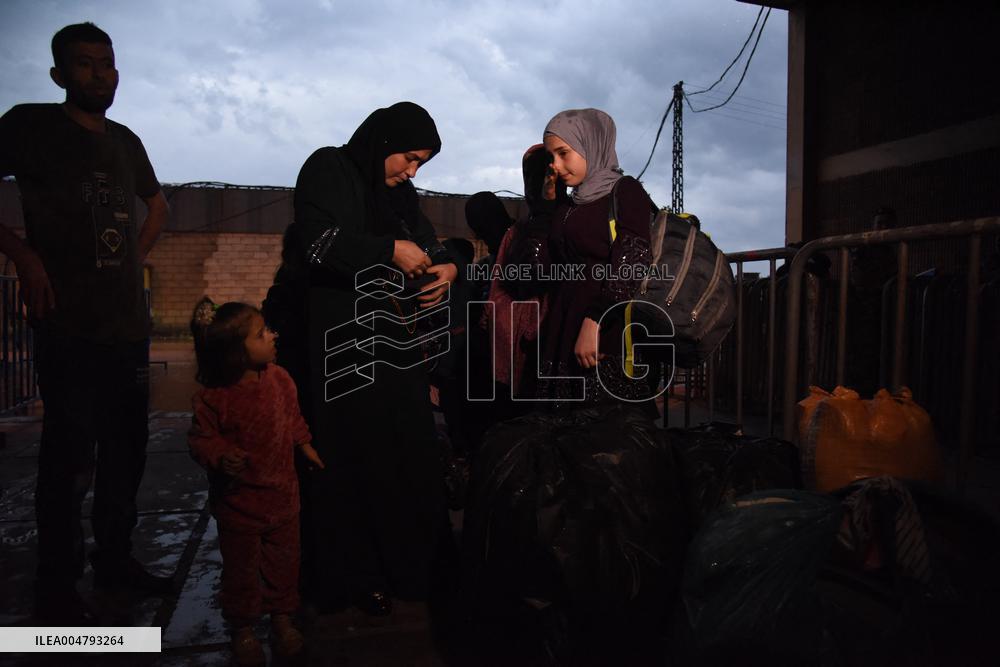 Displaced Syrians Begin Return To Tripoli - Lebanon