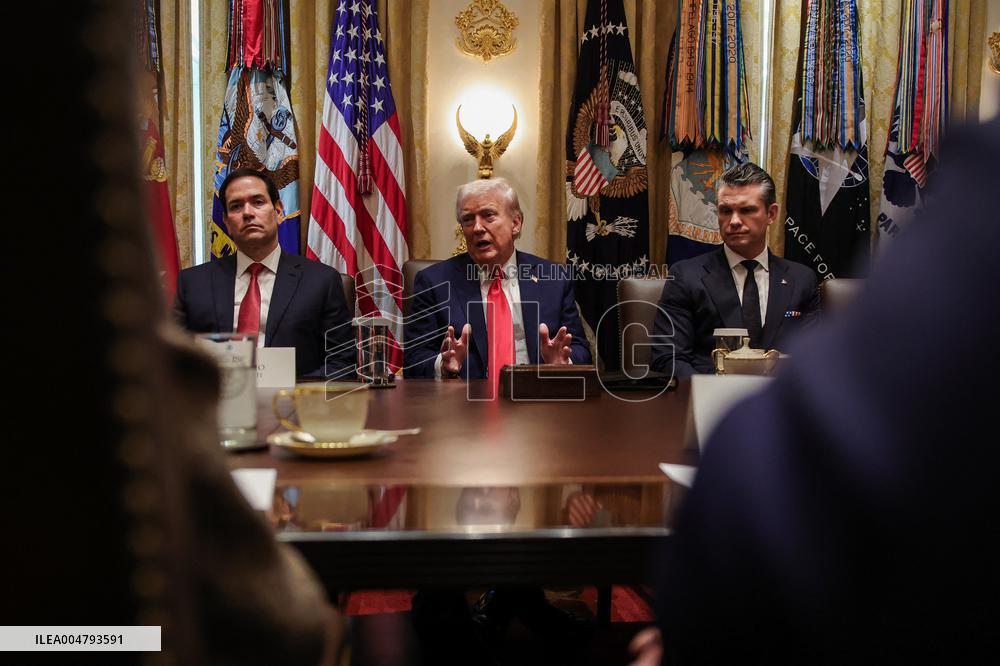 DC: President Trump Holds Cabinet Meeting