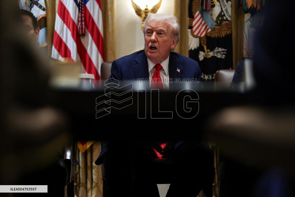 DC: President Trump Holds Cabinet Meeting