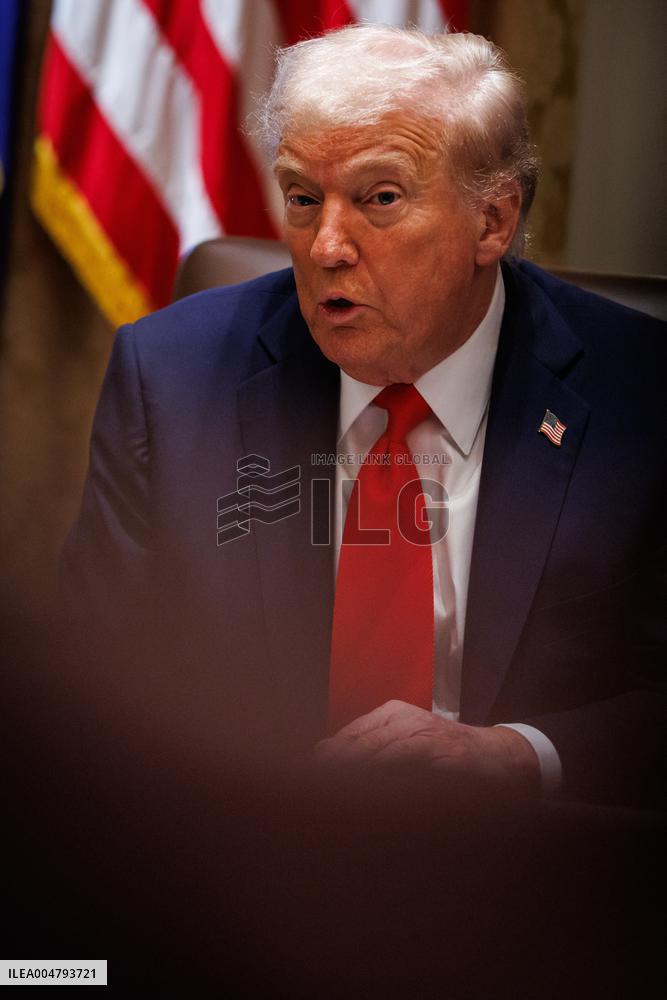 DC: President Trump Holds Cabinet Meeting