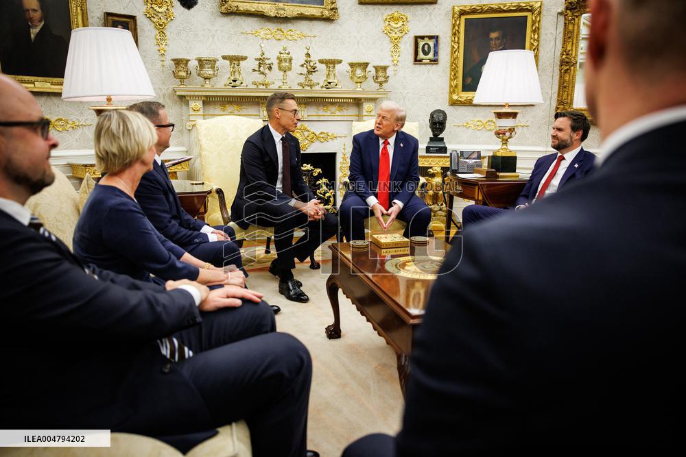 DC: President Trump meets with Finland's President Alexander Stubb in Oval Office