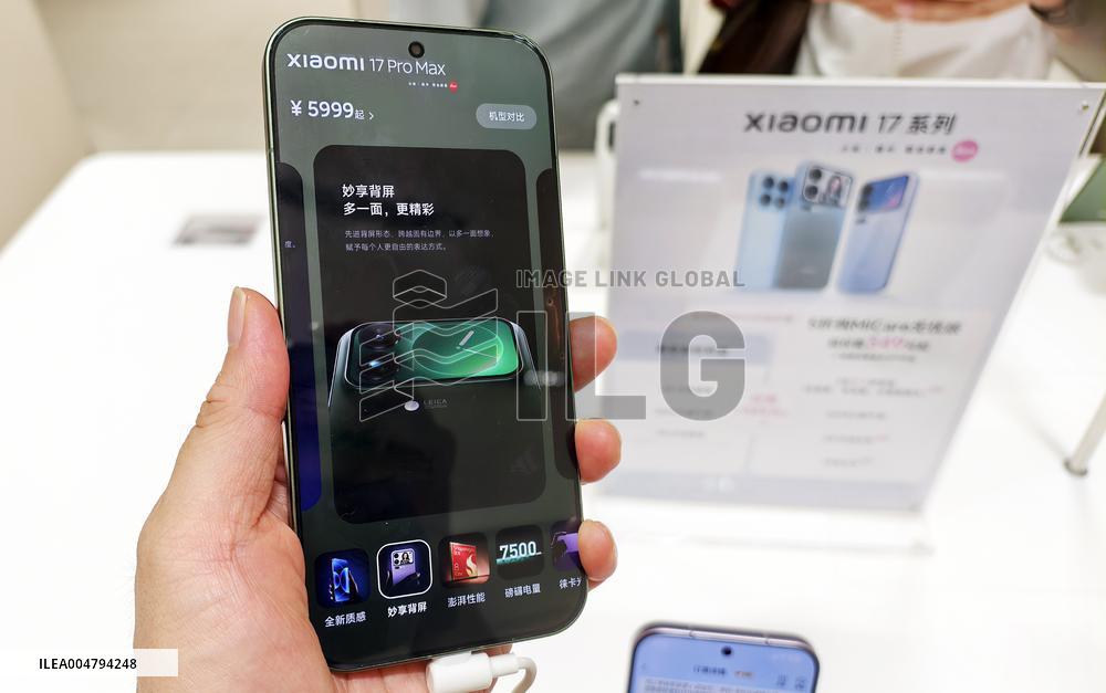 Xiaomi 17 Smartphone
