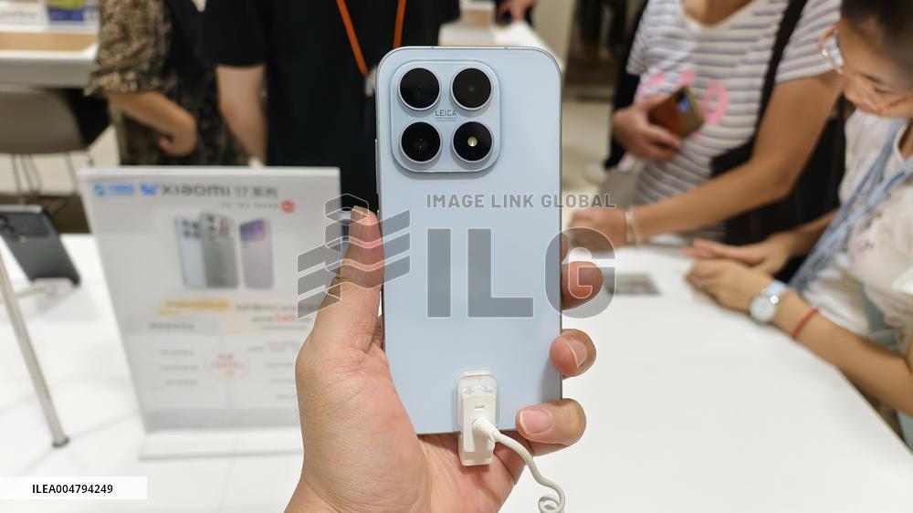 Xiaomi 17 Smartphone