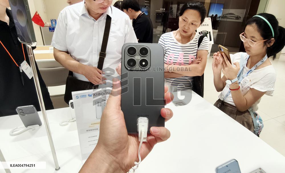 Xiaomi 17 Smartphone