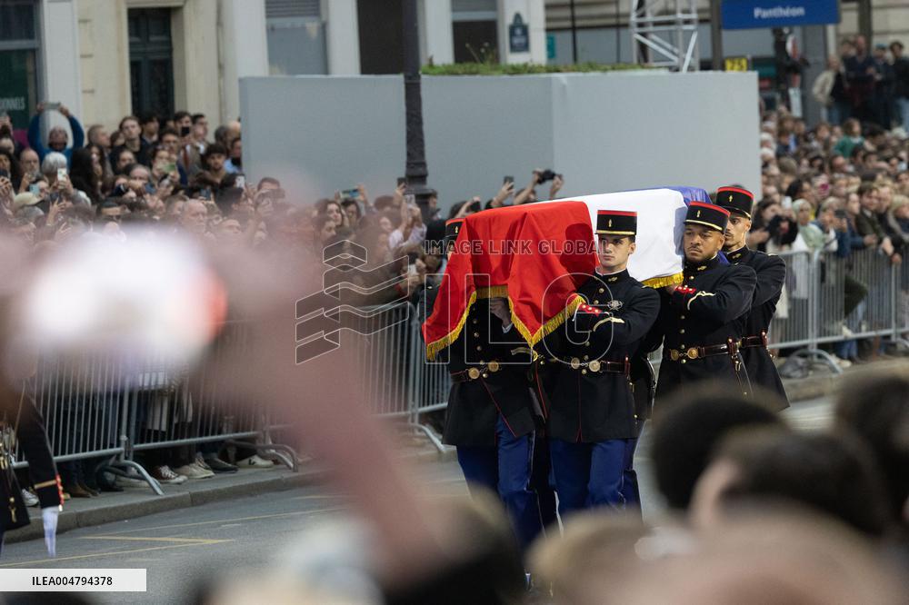 Induction ceremony of Robert Badinter at the Pantheon - Paris