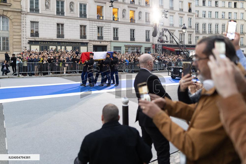 Induction ceremony of Robert Badinter at the Pantheon - Paris