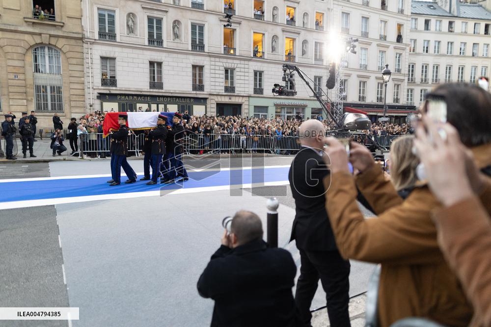 Induction ceremony of Robert Badinter at the Pantheon - Paris