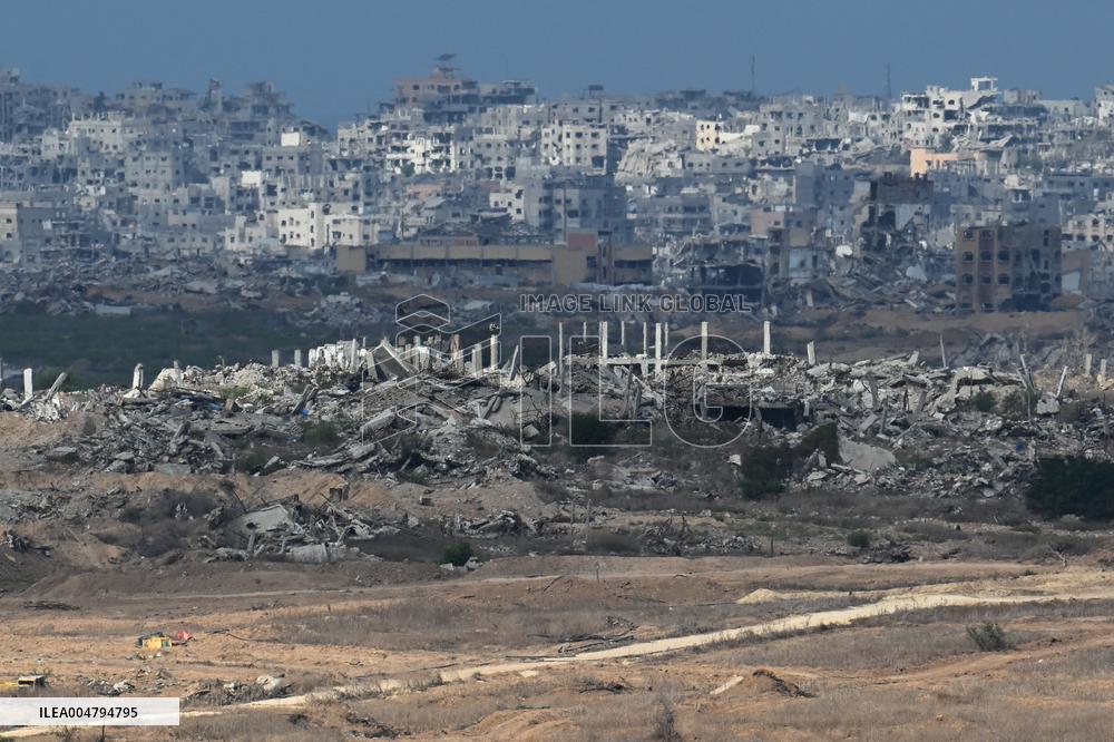 A Viewpoint Of Gaza From The City Of Sderot - Israel