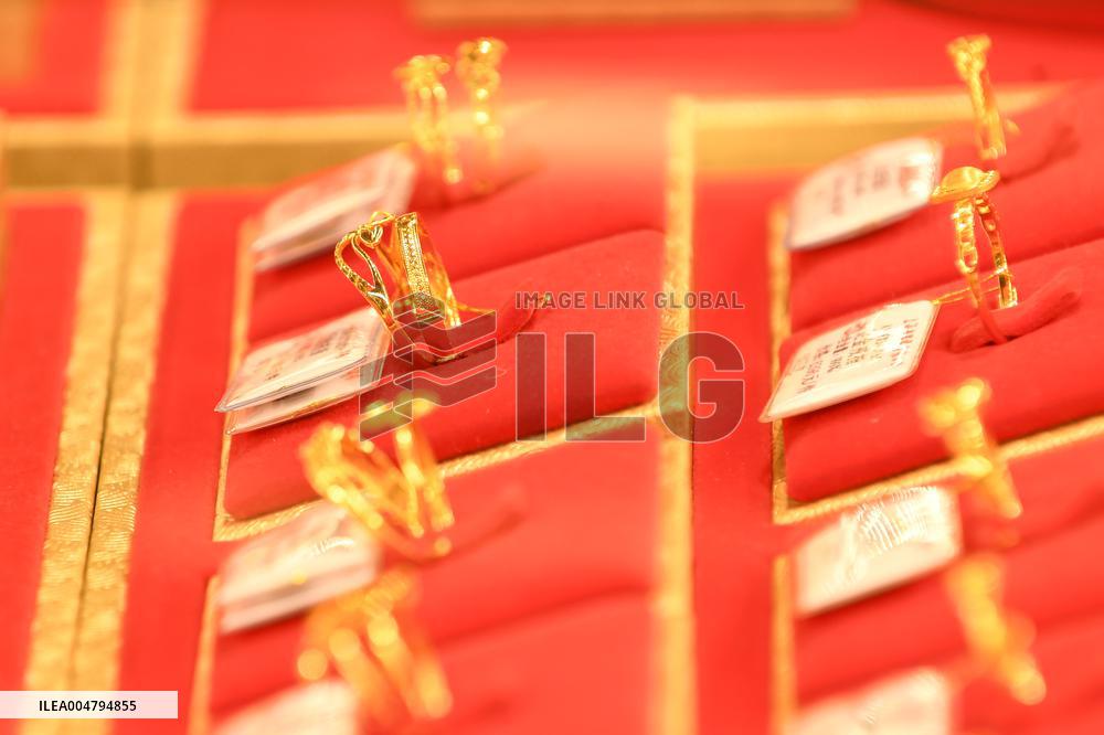 London Spot Gold An Annual Increase of Over 50%.