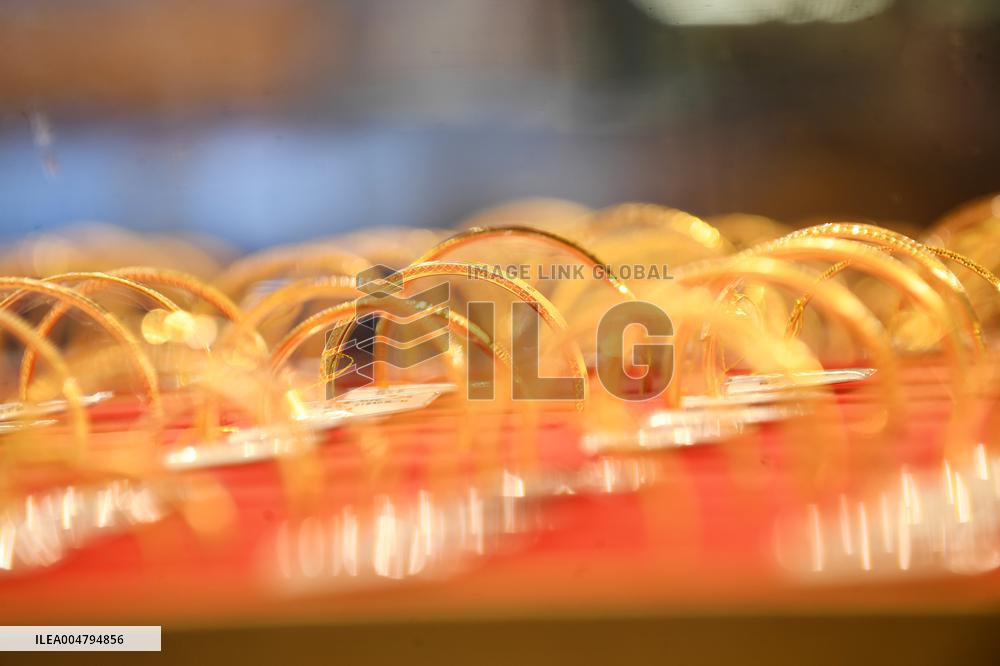 London Spot Gold An Annual Increase of Over 50%.