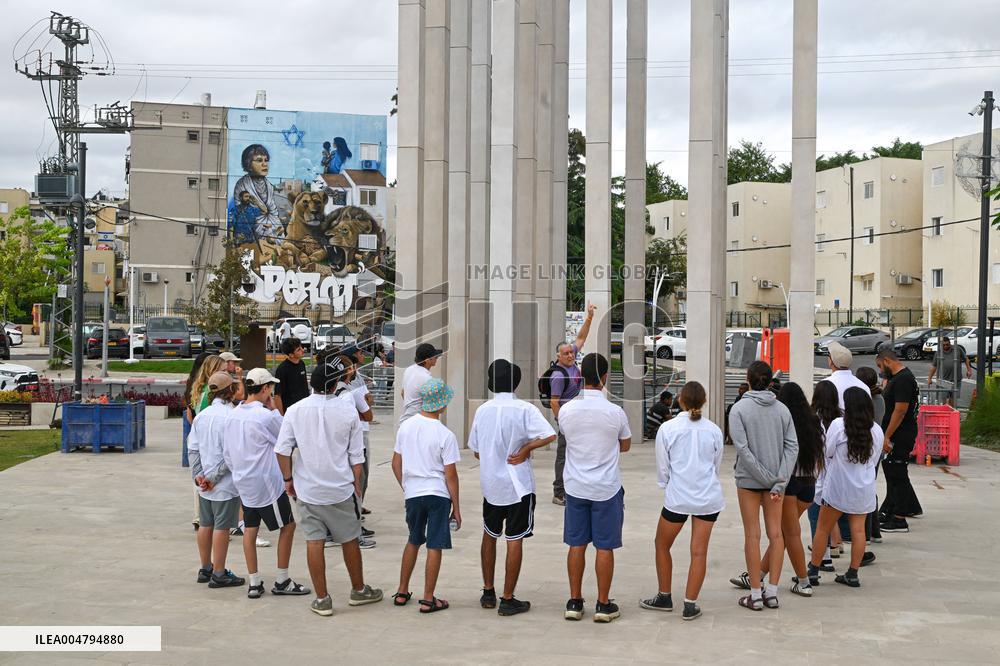 Police Station Memorial Site - Sderot