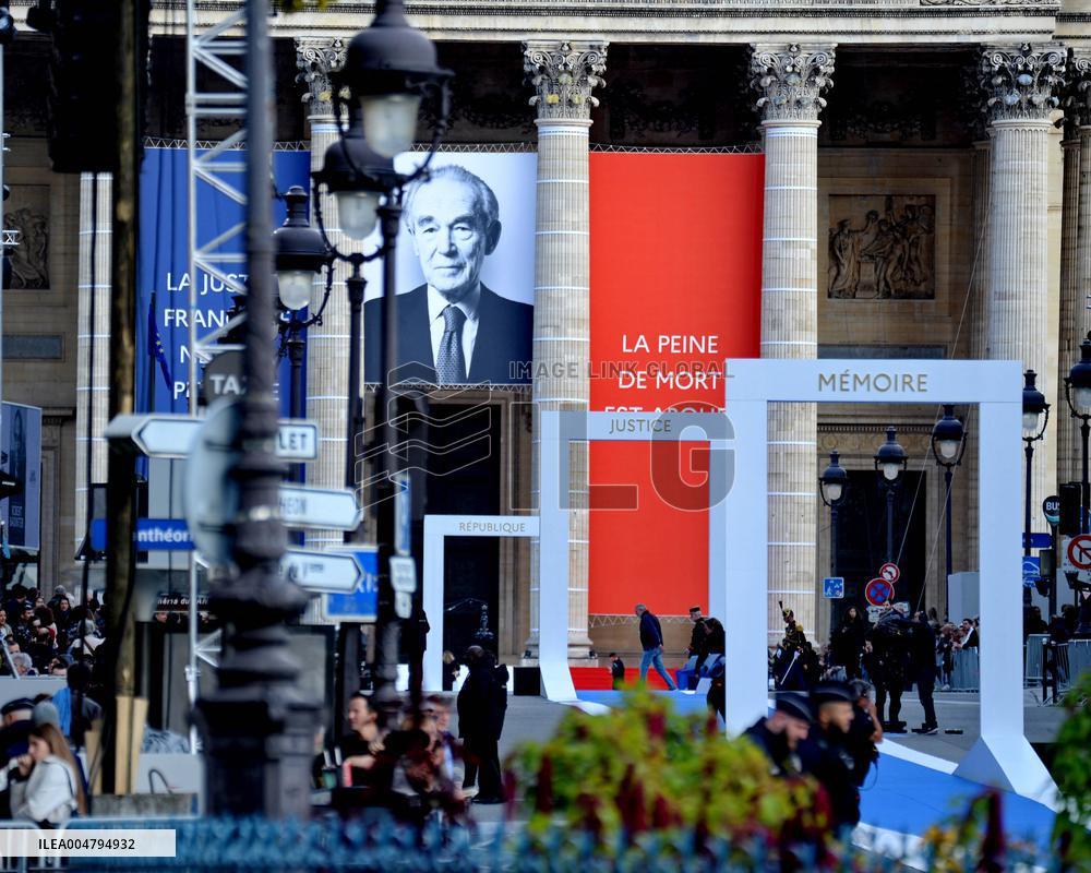 Final Preparations Before Robert Badinter Honor At Pantheon - Paris