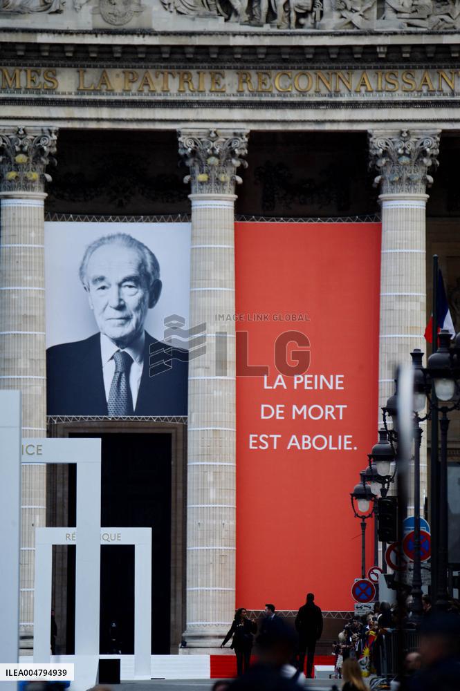 Final Preparations Before Robert Badinter Honor At Pantheon - Paris