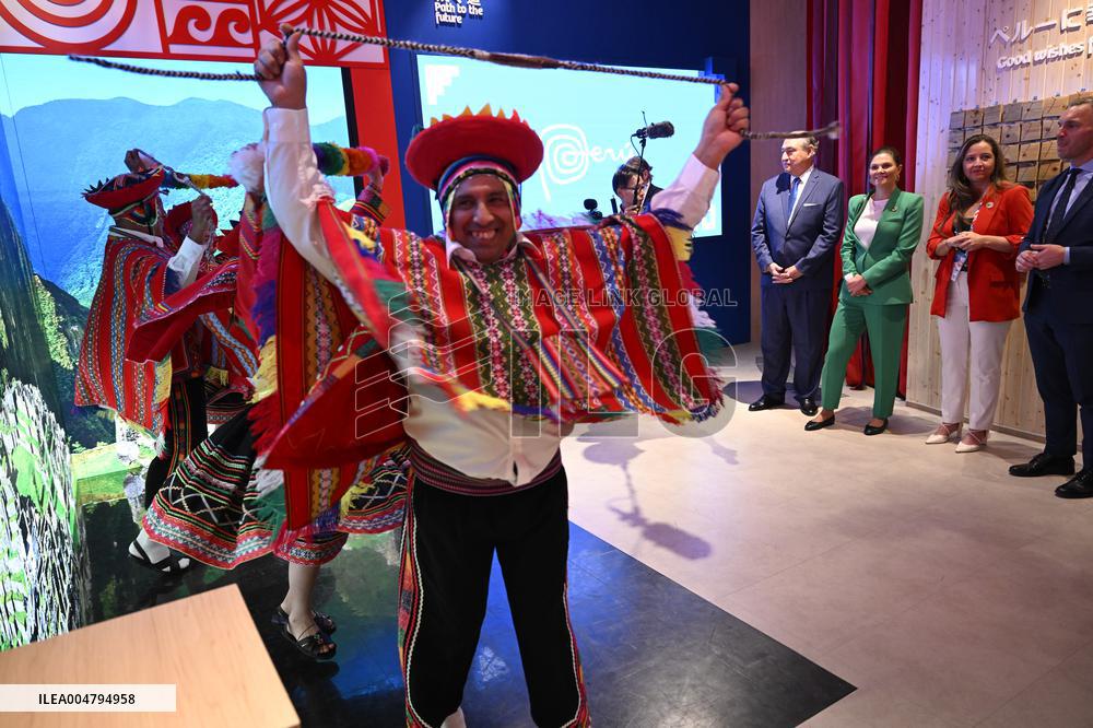 CROWN PRINCESS IN OSAKA