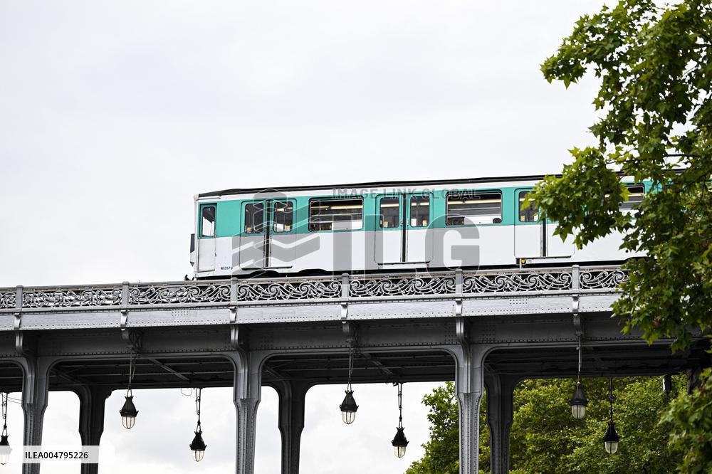 METRO RATP Replacing Line 6 - Paris