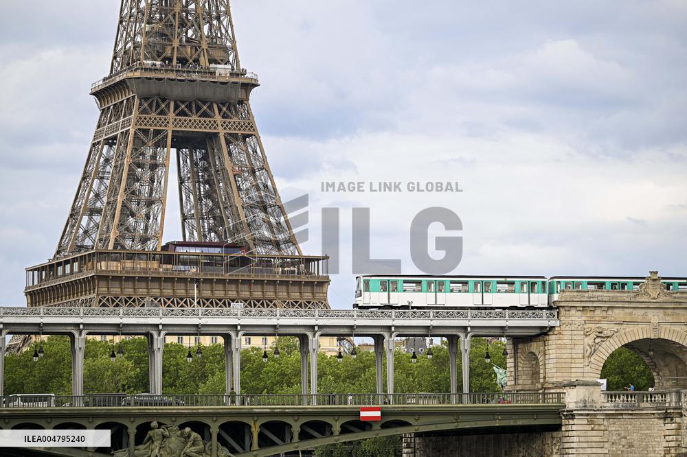 METRO RATP Replacing Line 6 - Paris