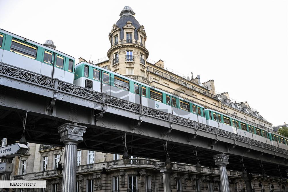 METRO RATP Replacing Line 6 - Paris