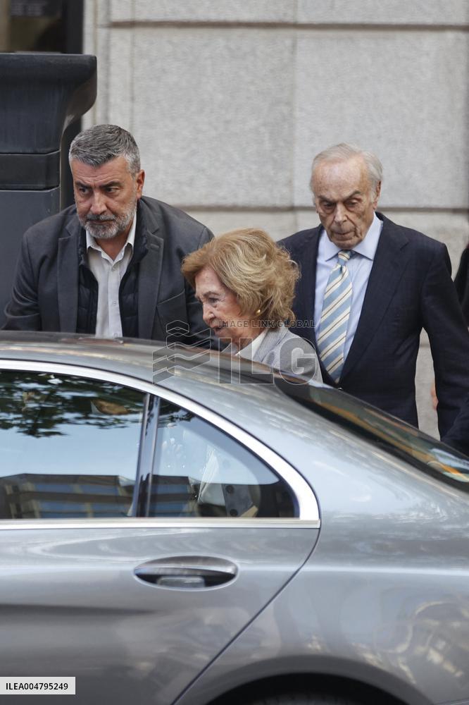 Queen Sofia Leaves A Restaurant With Her Brother-In-Law, Carlos Zurita - Madrid