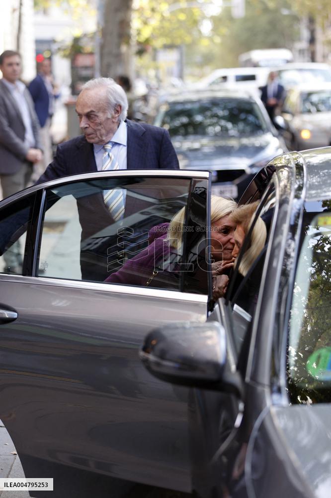 Queen Sofia Leaves A Restaurant With Her Brother-In-Law, Carlos Zurita - Madrid