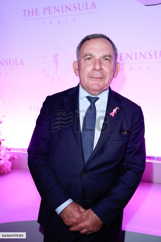 Peninsula in Pink Charity Cocktail - Paris