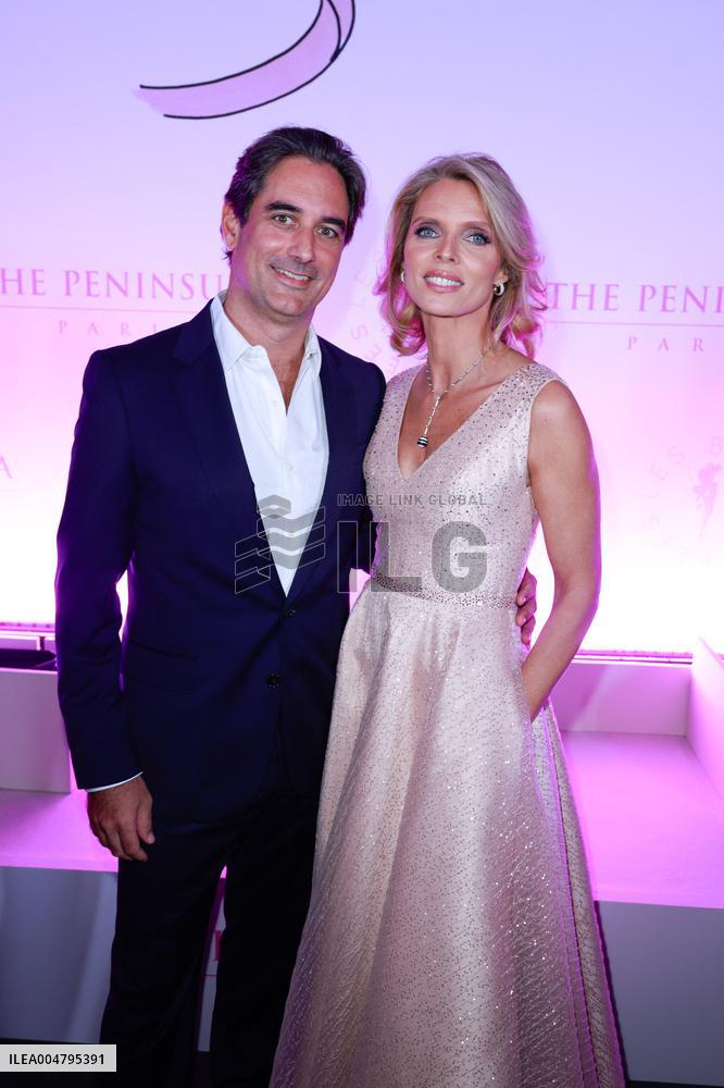 Peninsula in Pink Charity Cocktail - Paris