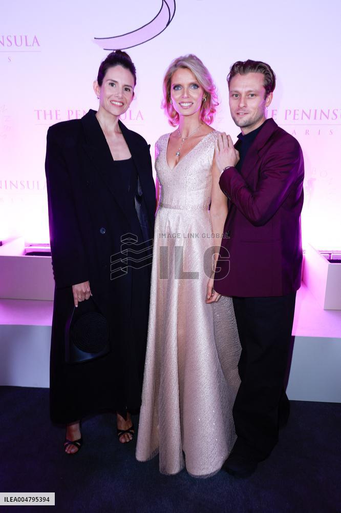 Peninsula in Pink Charity Cocktail - Paris