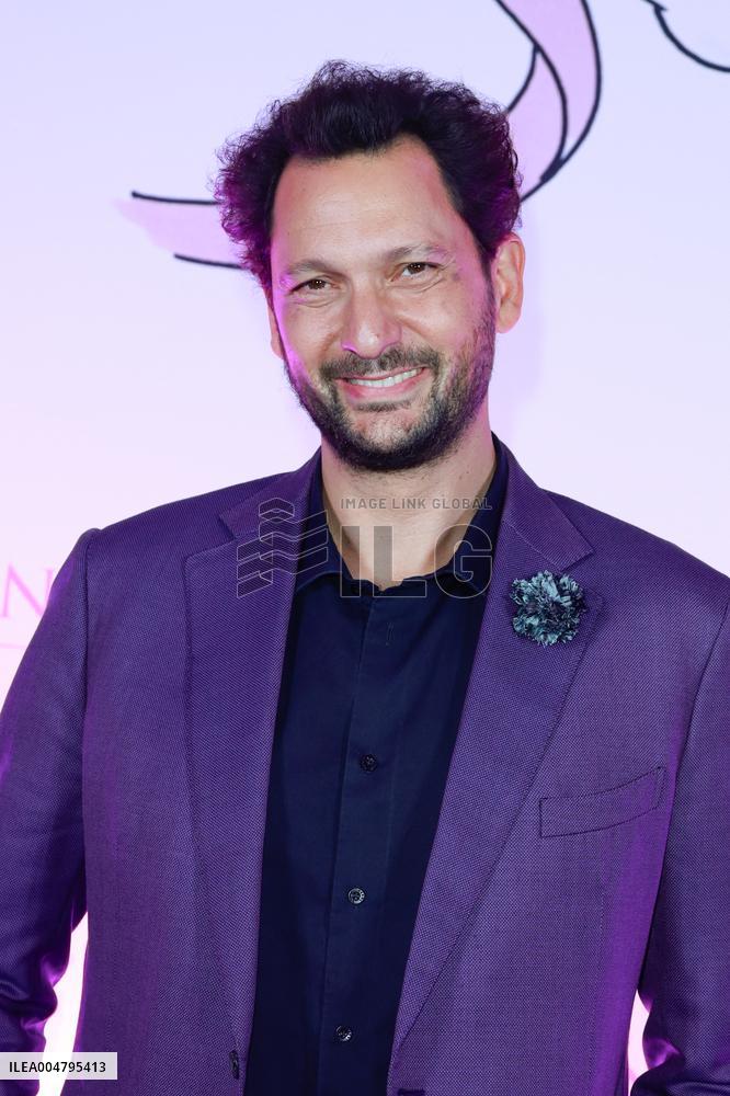 Peninsula in Pink Charity Cocktail - Paris