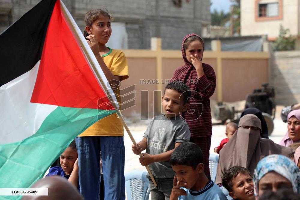 Palestinians Gather Following Gaza Ceasefire Deal - Palestine