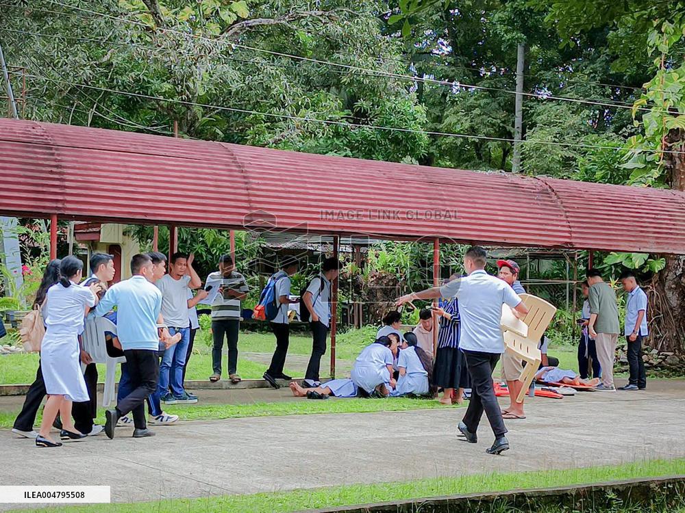 7.5 Magnitude Earthquake Hits Philippines